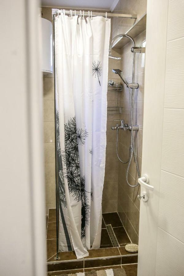 Lovely Apartment Omar Sarajevo Luaran gambar