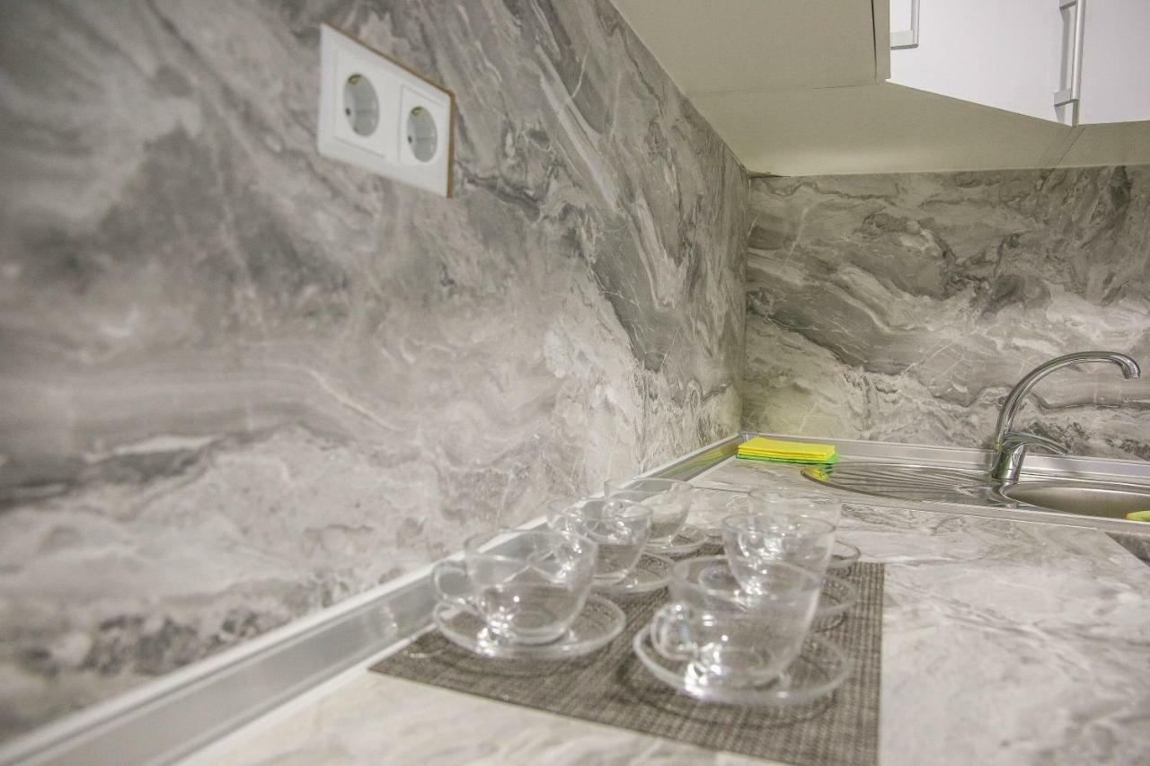 Lovely Apartment Omar Sarajevo Luaran gambar