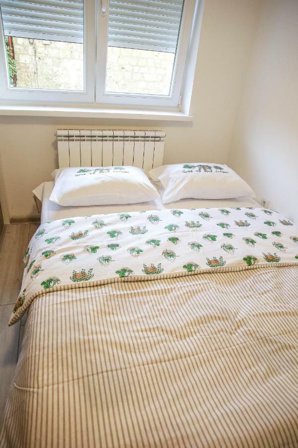 Lovely Apartment Omar Sarajevo Luaran gambar