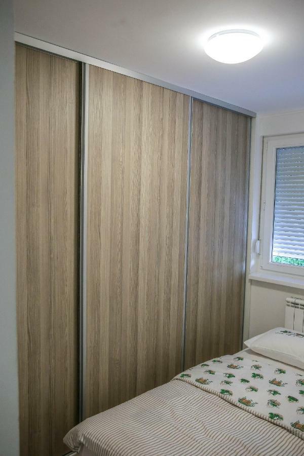 Lovely Apartment Omar Sarajevo Luaran gambar