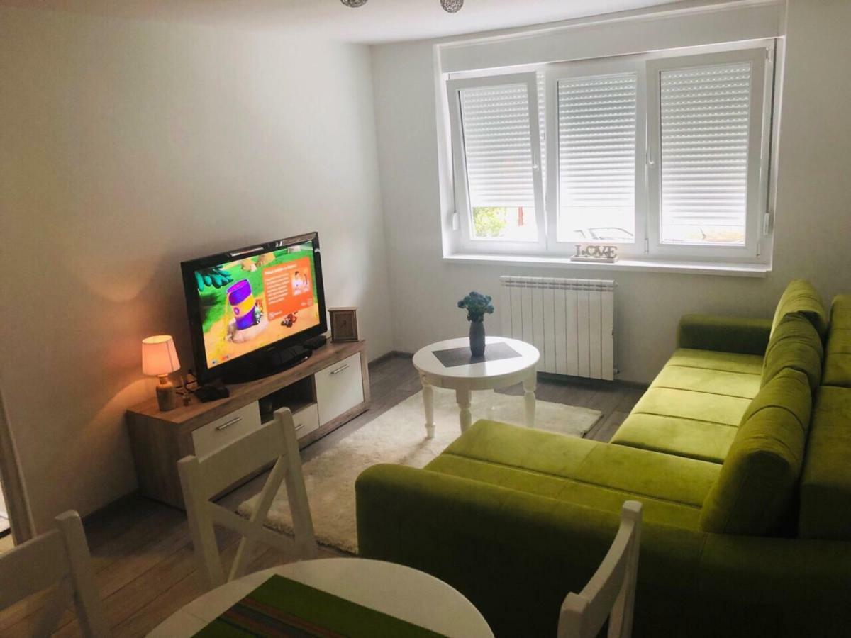 Lovely Apartment Omar Sarajevo Luaran gambar