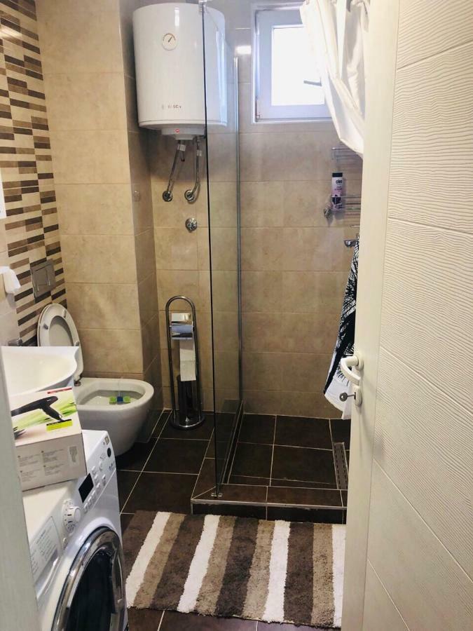 Lovely Apartment Omar Sarajevo Luaran gambar